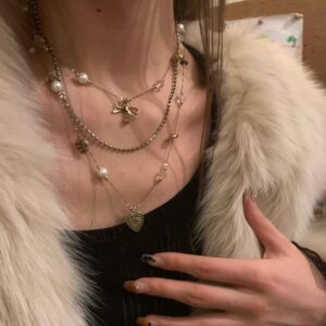 Vintage heart shaped necklace Three-layer necklace