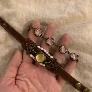 Exotic accessories Vintage bracelets retro style